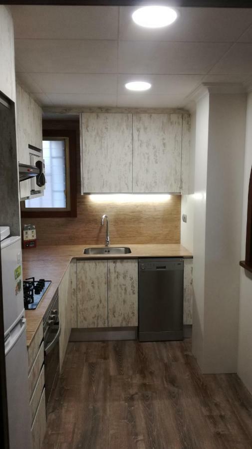 100M2 Big Apartment Private Garden And Pool/ 100M2 Gran Apartamento Jardin Privado Y Piscina / Acogedor Apartamento En Zona Tranquila Y Agradable Cambrils Exterior photo